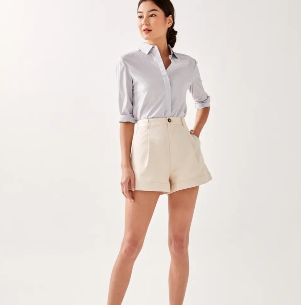 Tailored cuff shorts